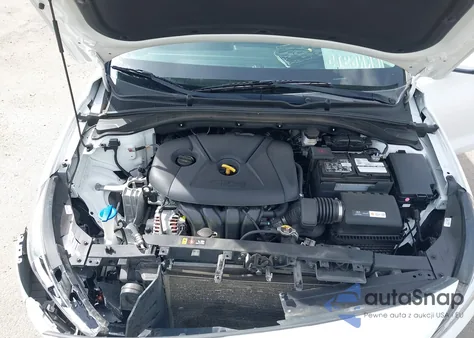 2018 Hyundai Elantra Gt из США, поврежденный, VIN KMHH35LE1JU019516